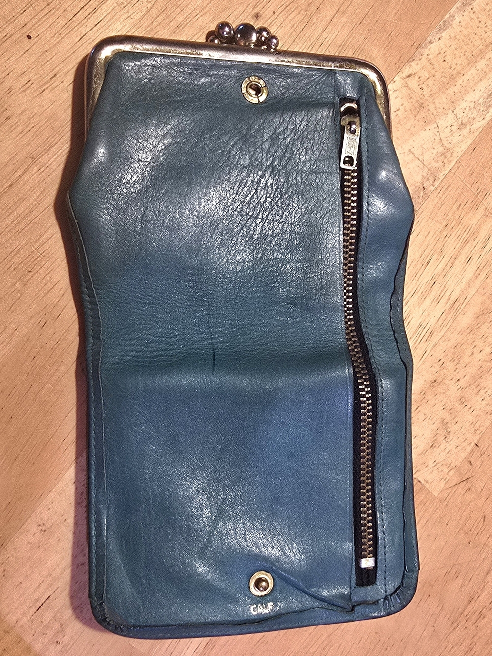 Vintage Teal Calf Leather Kiss-Lock Wallet with Zipper Pocket